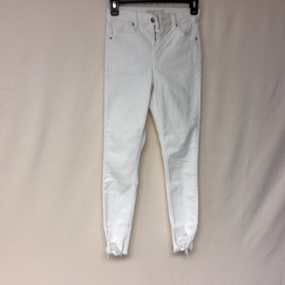 Topshop Denim - Top shop Jamie jeans SZ 26W x30L white distressed skinny straight legs t…